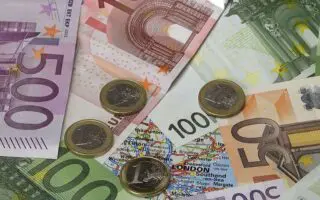 Évolution des devises en Algérie : l’euro bat un nouveau record sur le marché noir ce 27 octobre