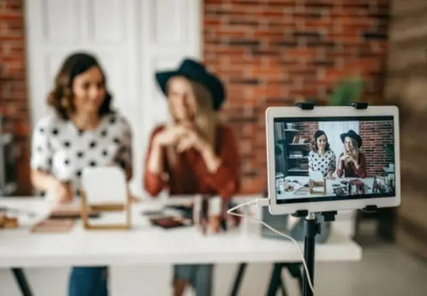 L’Algérie crée un réseau national pour les créateurs de contenu : voici les grandes lignes
