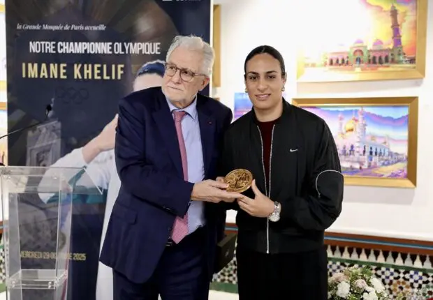 Imane Khelif honorée à la Grande Mosquée de Paris