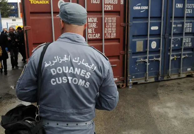 Importations frauduleuses : Saisie record de moteurs chinois à Annaba