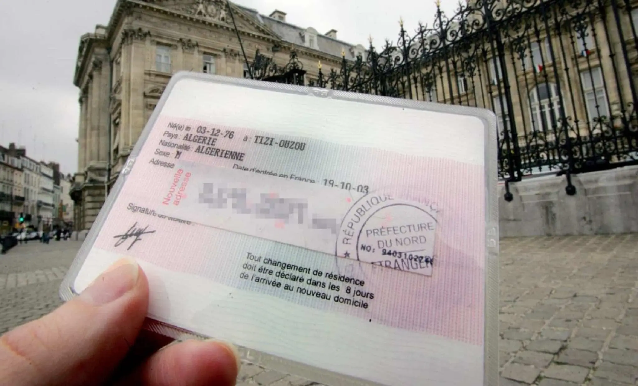 Titres de séjour pluriannuels en France : l’examen civique devient obligatoire dès 2026