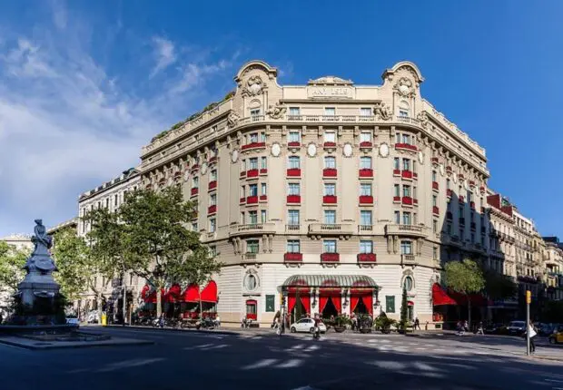 Restitution des biens issus de la corruption : l’Algérie récupère l’hôtel d’Ali Haddad à Barcelone