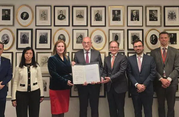 L’Algérie adhère à la Convention de La Haye : fin de la légalisation des documents publics étrangers