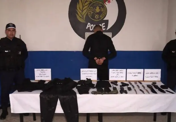 Il usurpait un corps constitué, un individu arrêté à Alger : voilà ce que la police a trouvé !