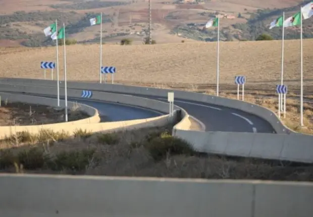 Désengorgement de la capitale : un tronçon autoroutier de 10 km inauguré entre ces deux wilayas