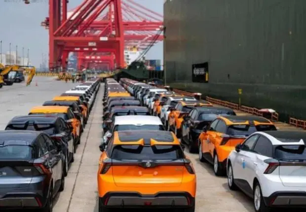 Voitures chinoises : Pékin impose de nouvelles restrictions à l’export dès le 1er janvier 2026