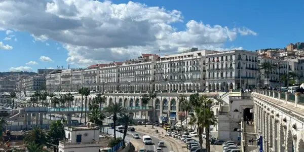 Parkings à étages, monorail… voici le plan mis en route pour libérer Alger des bouchons