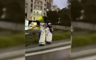 Ils aident des religieuses catholiques bloquées à Alger : leur geste salué sur la toile
