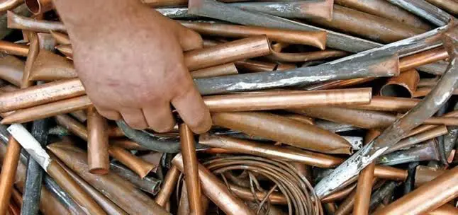 Vols de câbles en cuivre en Algérie : les autorités durcissent les sanctions