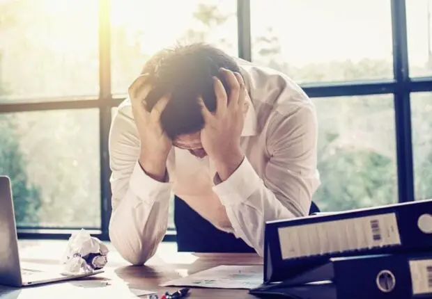 Burn-out, stress, glissement discal… Les maladies du travail explosent en Algérie