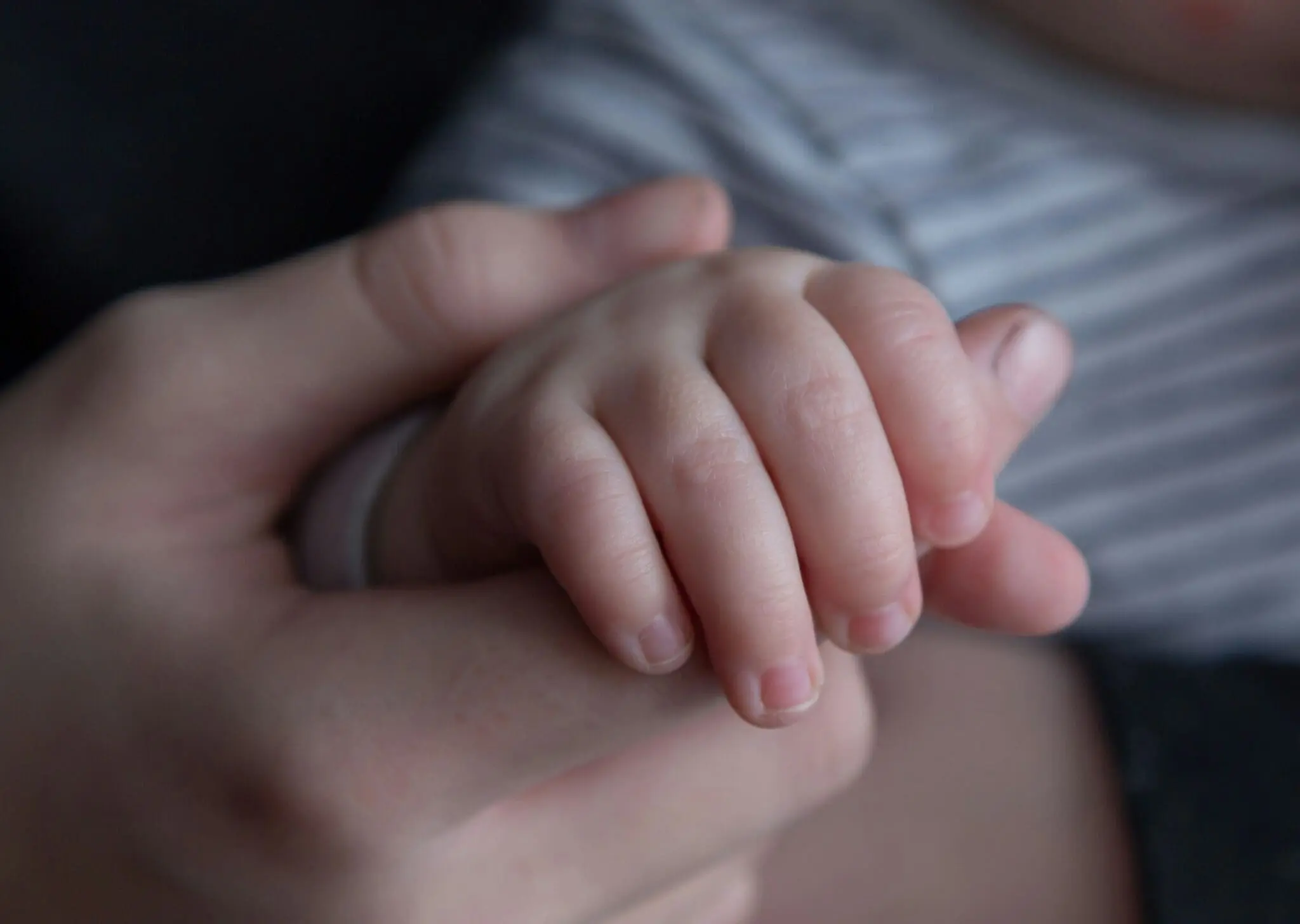 Espagne : la terrible affaire d’une Algérienne accusée d’avoir brûlé les yeux de son fils de 2 ans