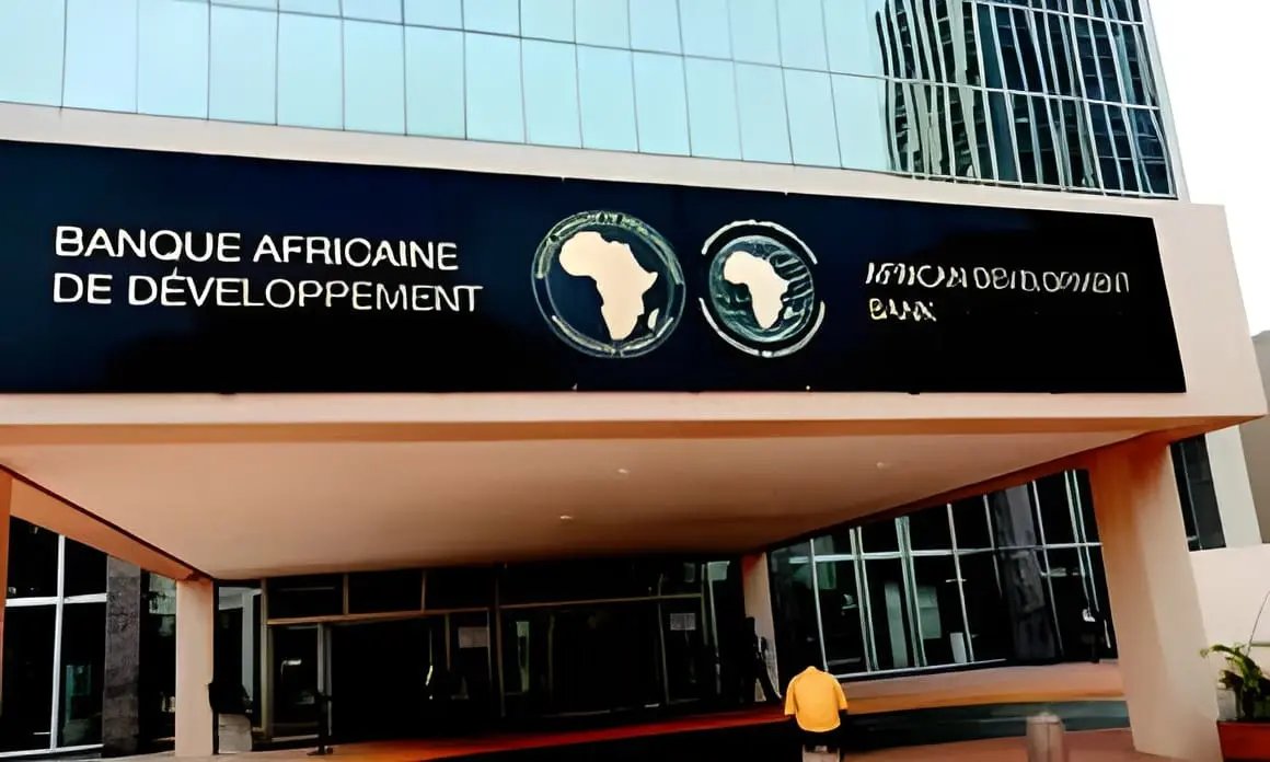 Hydrocarbures, mines, dessalement : l’Algérie renforce son partenariat avec la BAD