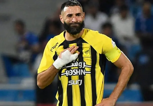 « Il est fort », Karim Benzema séduit par un international algérien