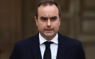 Révision des accords franco-algériens de 1968 : Sébastien Lecornu affiche ses intensions