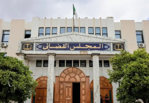 Réseau de falsification à Annaba : une ex-employée de la wilaya lourdement condamnée