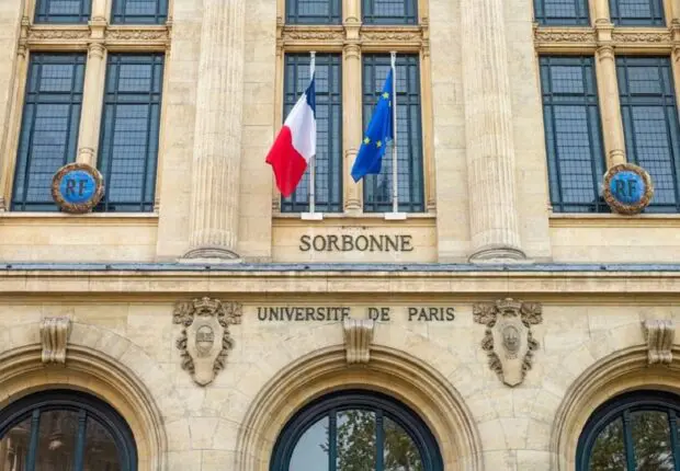 De 200 à 4 000 € : la hausse des frais d’inscription pour les étudiants étrangers fait polémique à Paris