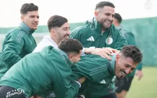 Affaire Bounedjah : voilà ce qui s&rsquo;est passé dans le vestiaire et à l&rsquo;hôtel