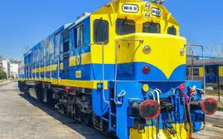 Avec l’expertise de l’Américain EMD : 20 locomotives d’antan font peau neuve et retrouvent les rails