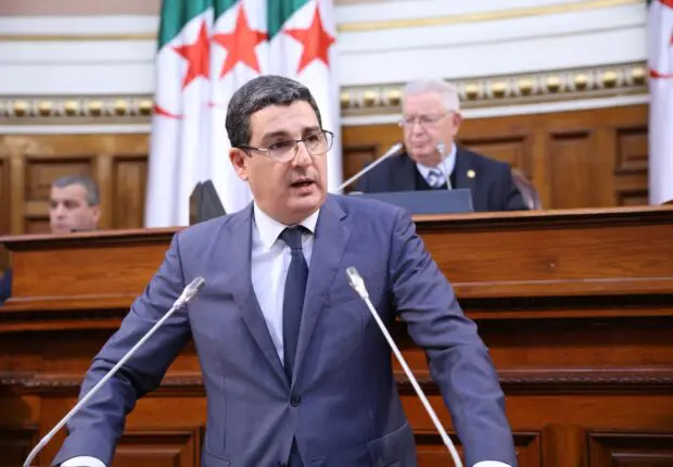 Une solution inédite arrive dans les hôpitaux en Algérie : le ministre détaille le dispositif 