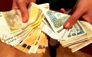 Taux de change en Algérie : après des records historiques, l&rsquo;euro recule ce 21 décembre