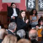 Première dans l’histoire de l’Oxford Union : une Algérienne d’origine palestinienne élue présidente