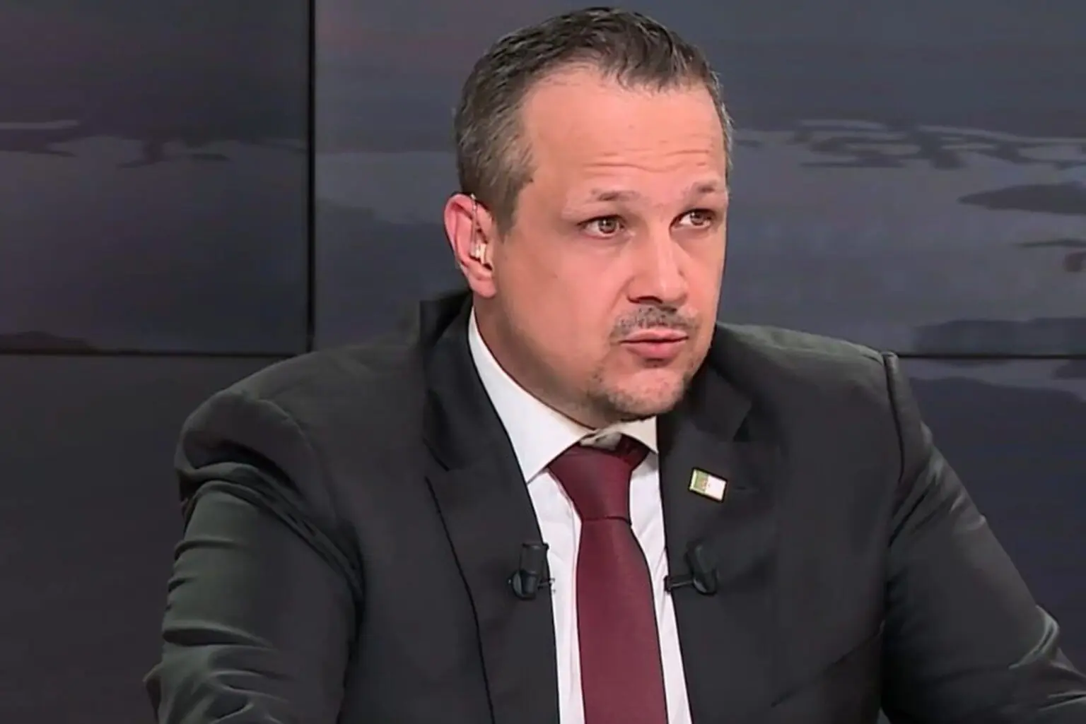 Le journaliste algérien Mehdi Ghezzar interpellé à Paris puis relâché : ce que l’on sait