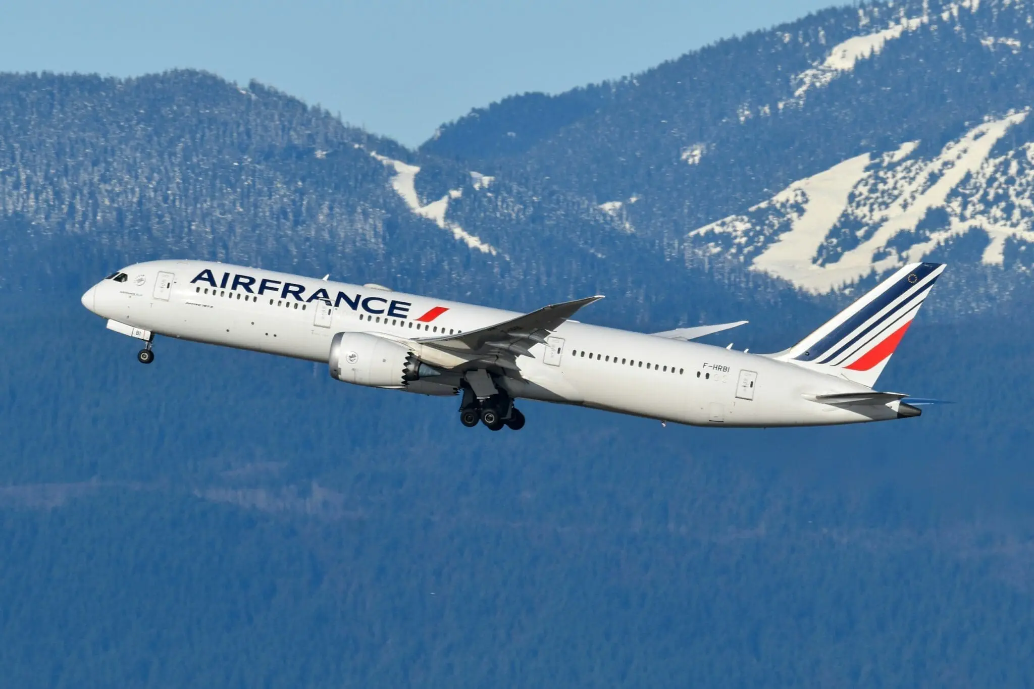 Air France-KLM : Lionel Rault nommé directeur général Afrique, Farid Slimani prend les rênes en Algérie