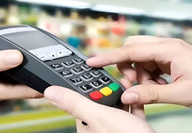 Les commerçants sommés d’adopter les paiements électroniques sous 8 jours