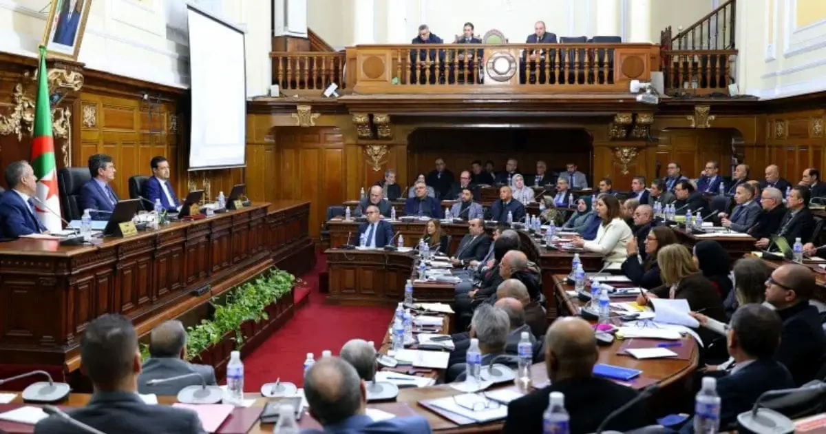 Lenteur des administrations publiques à Alger : Rabehi prend deux mesures radicales