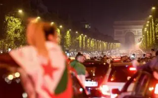 Retrait du titre de séjour en cas de débordement : la France menace indirectement les supporters algériens