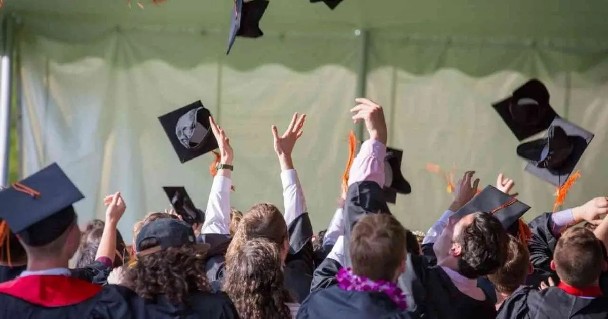 Des diplômes très demandés sur le marché de l’emploi : ce ministère forme les bacheliers 2024–2025