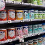 À cause d&rsquo;une « toxine », cette marque de lait infantile française rappelle ses stocks