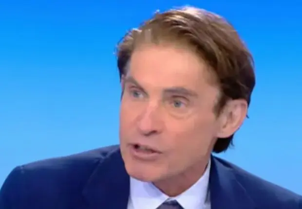 « Des rafles contre les OQTF » : une séquence sur CNews fait scandale en France