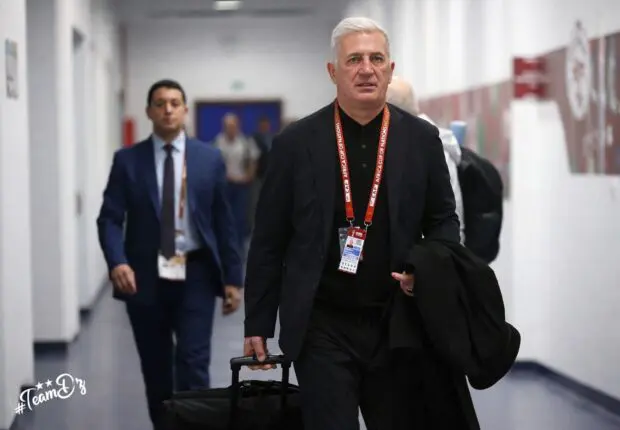 Ce qu&rsquo;a dit Petkovic à Sadi sur l&rsquo;élimination face au Nigéria et l&rsquo;arbitrage scandaleux