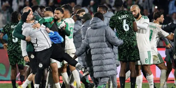 Incidents après Algérie – Nigéria, arbitrage scandaleux : le rapport accablant de la CAF envoyé à la FAF