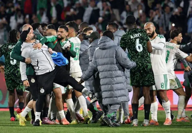 Incidents après Algérie – Nigéria, arbitrage scandaleux : le rapport accablant de la CAF envoyé à la FAF
