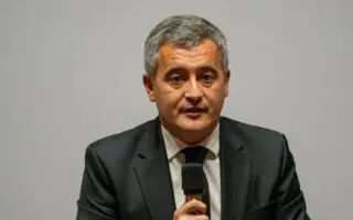 Vers une pause de l&rsquo;immigration régulière en France ? Darmanin propose 2 à 3 ans de suspension