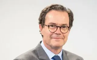 L’ambassadeur de France Stéphane Romatet désormais déclaré “persona non grata” en Algérie ?