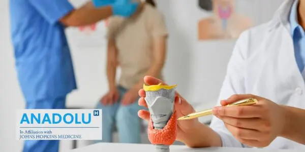 Fatigue inexpliquée, variations de poids : et si votre thyroïde appelait à l&rsquo;aide ?