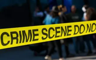 « Qu’il crève, vive Le Pen ! » : un Algérien victime d’une attaque raciste au cutter en France