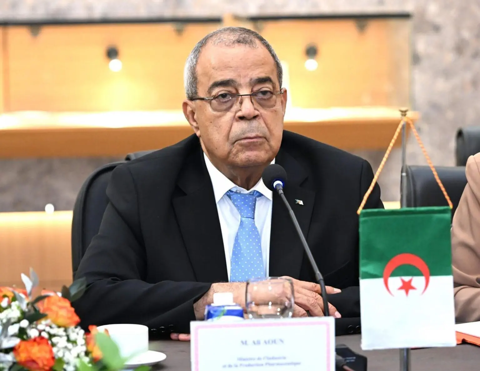 L’ex-ministre Aoun, des cadres d’Etat et des hommes d’affaires face à une lourde affaire de corruption