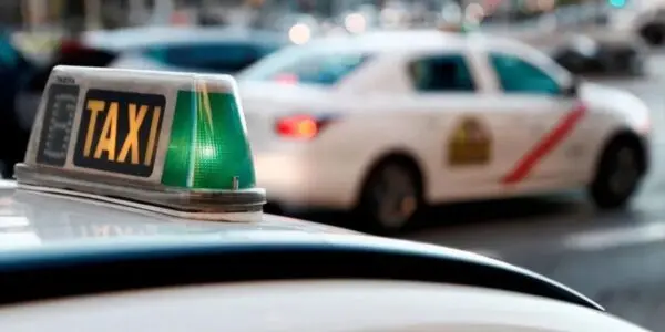 2 taxis jugés pour le transport d’Algériens sans papiers à la frontière franco-espagnole