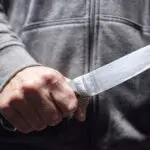 Drame familial : un frère tue son jeune frère à l’arme blanche après une dispute familiale