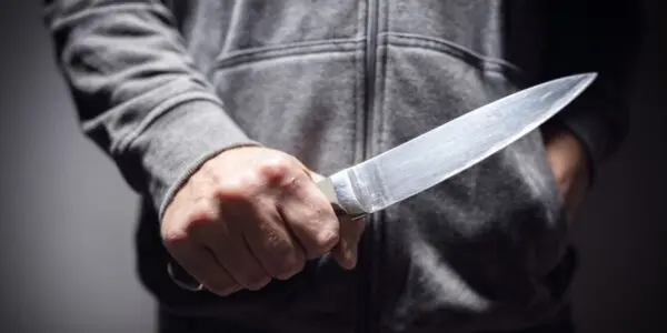 Drame familial : un frère tue son jeune frère à l’arme blanche après une dispute familial