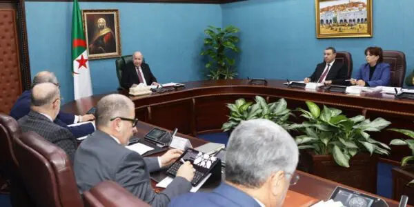 Visite du pape Léon XIV en Algérie : Tebboune préside une réunion préparatoire