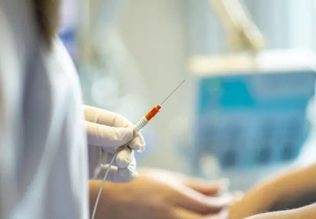 Recrutement en Algérie : les consommateurs de drogues sont-ils définitivement exclus ? (JO)