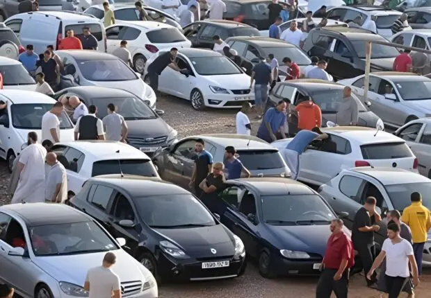 Flambée des prix des voitures : Le ministre de l’Industrie dévoile les causes de la crise