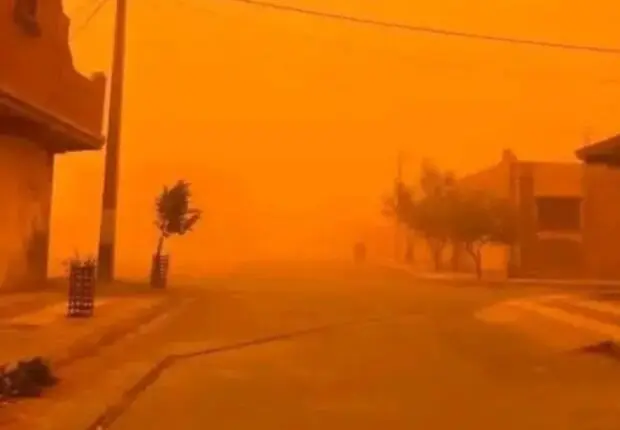 VIDÉO. Des tempêtes de sable d&rsquo;une rare intensité plongent plusieurs wilayas dans l&rsquo;obscurité