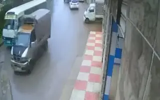 Drame évité de justesse à Skikda : Un bus fou en pleine descente sème la terreur