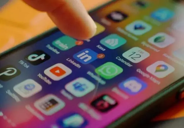 « Ils génèrent 15 mds en 5 minutes » : Les milliardaires de TikTok dans le viseur du Parlement